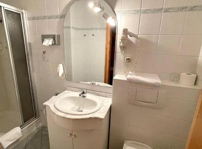 Otel Landhotel Moorhof Franking